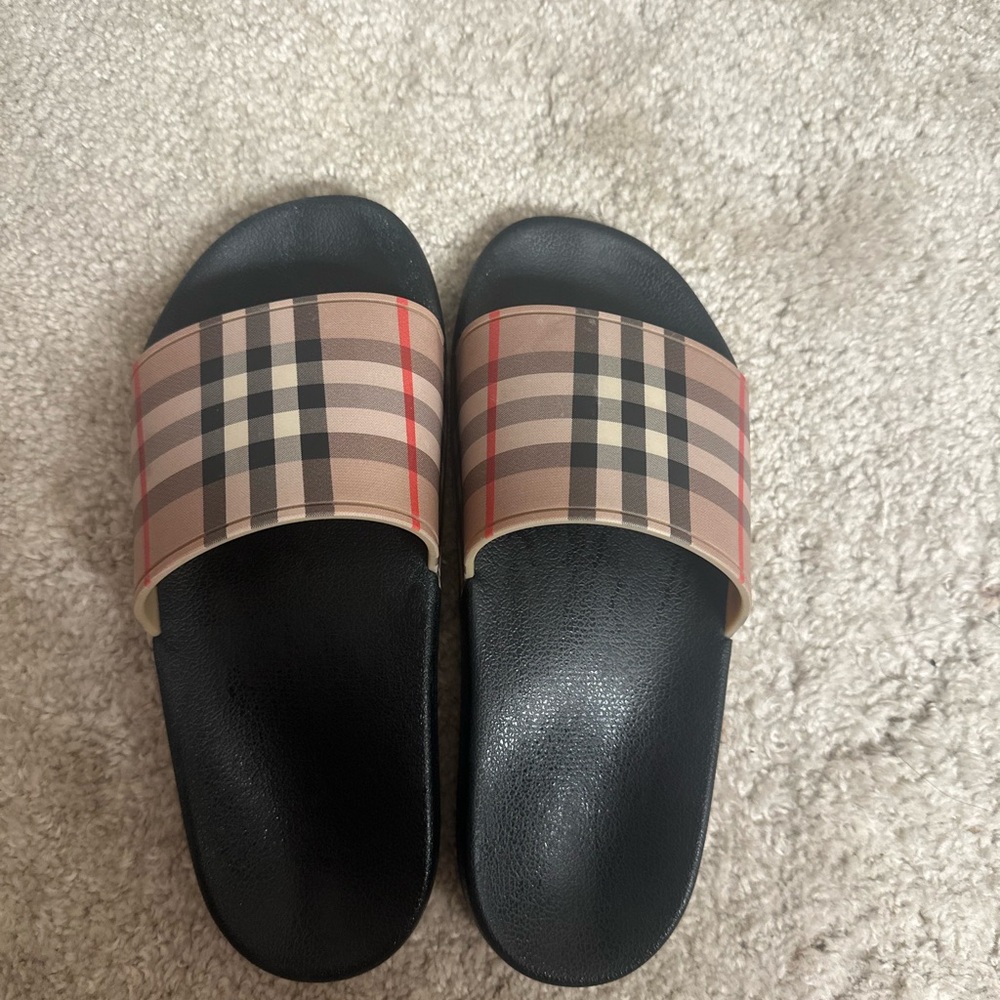 Burberry Furley checkered Slides